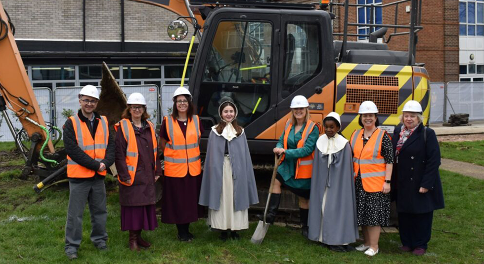 ECP - Lucinda Hawksley at Watford Grammar School for Girls