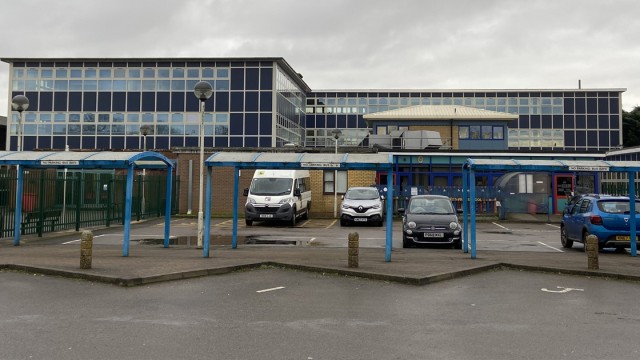 Windows ECP_ Elizabeth Woodville School - Window Replacement