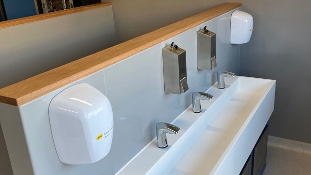 Toilet Interior ECP - Ouesdale School - Transformation